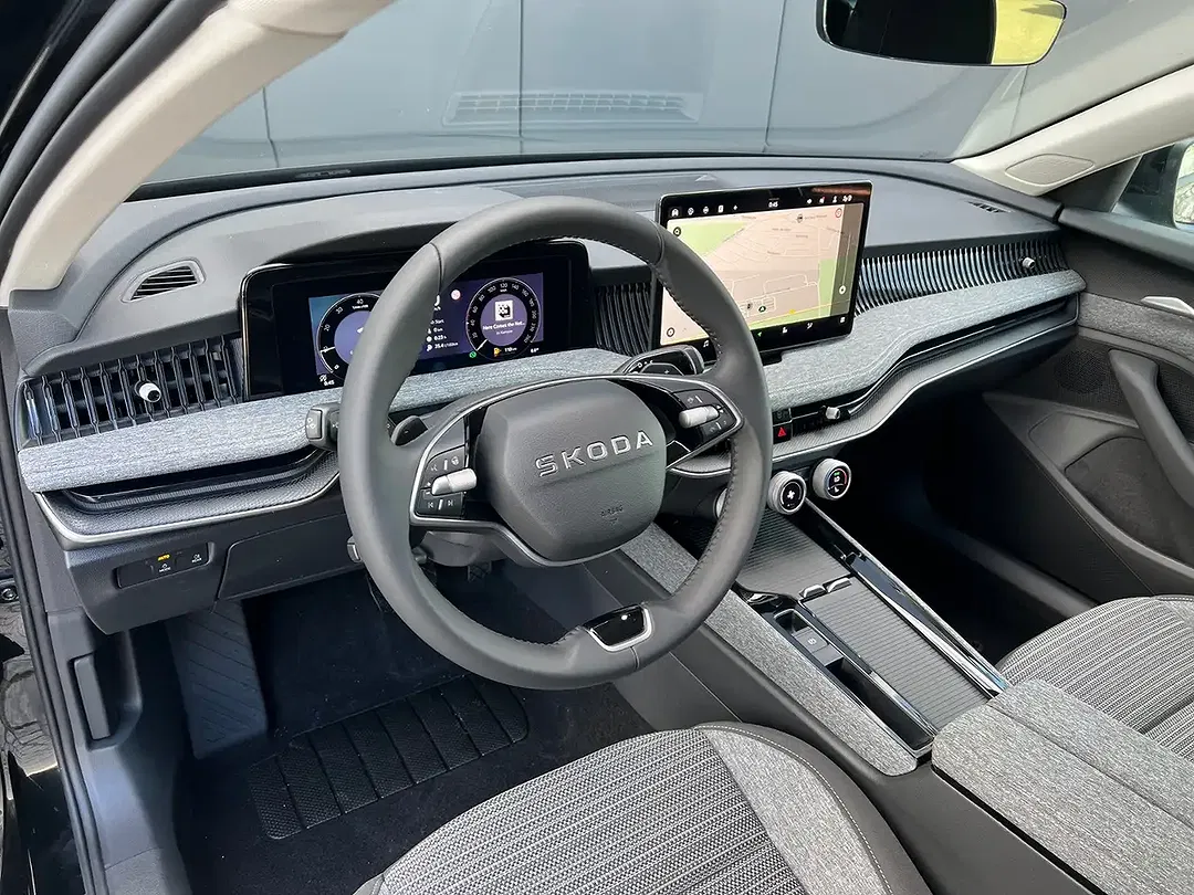 Skoda Superb - Thumbnail 6