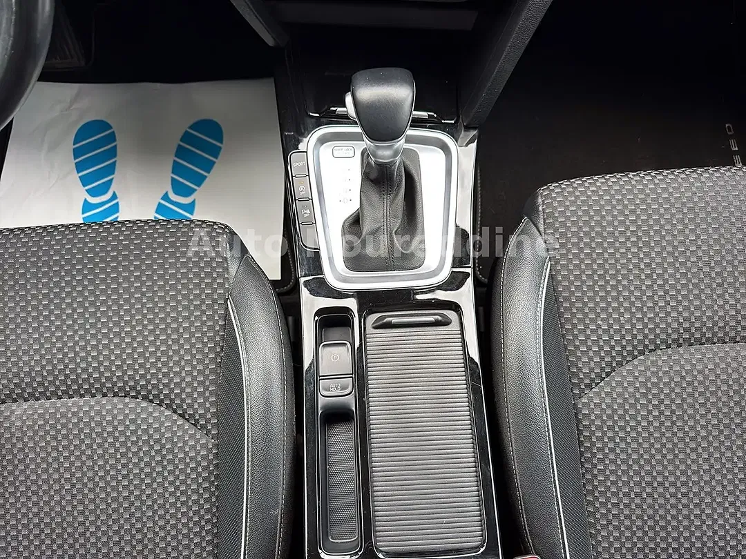 Kia XCeed - Thumbnail 13