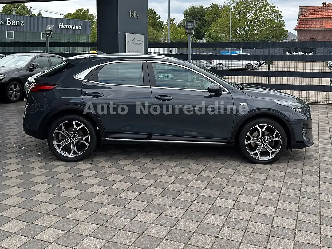 Kia XCeed - Thumbnail 7