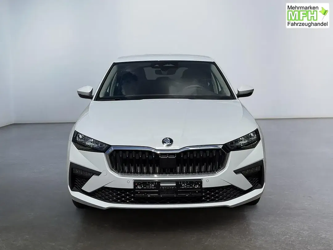 Skoda Scala - Thumbnail 2