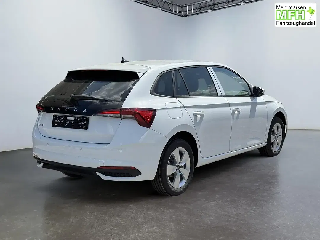 Skoda Scala - Thumbnail 4