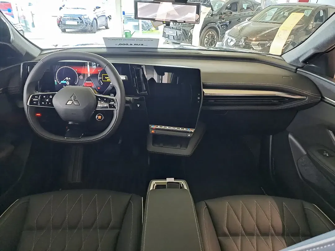 Mitsubishi Eclipse Cross - Thumbnail 12