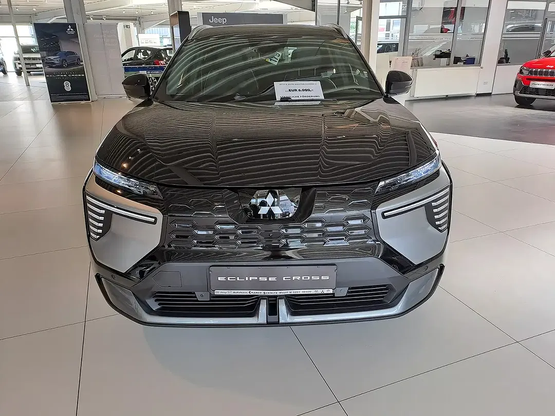 Mitsubishi Eclipse Cross - Thumbnail 3