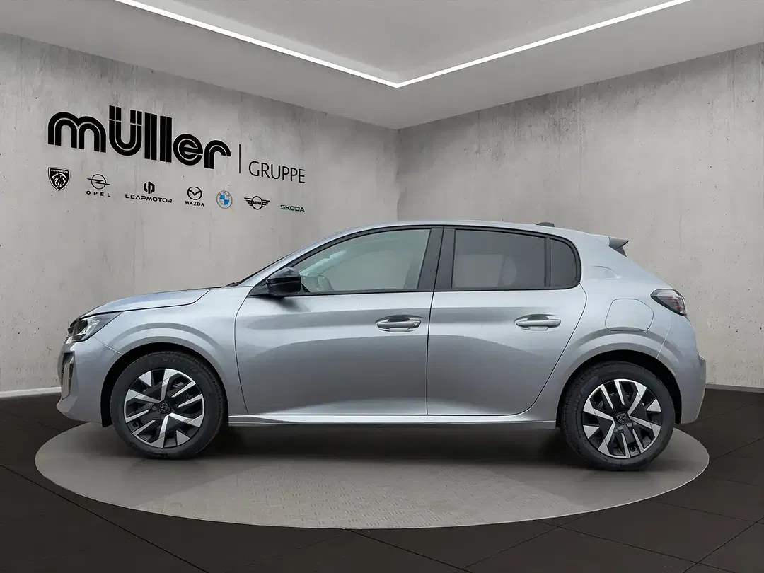 Peugeot 208 - Thumbnail 4