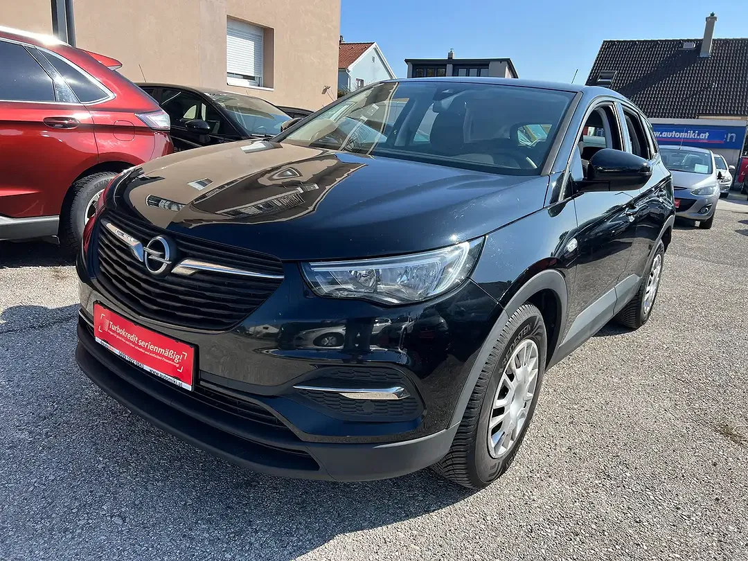 Opel Grandland X 1.2 Turbo Design