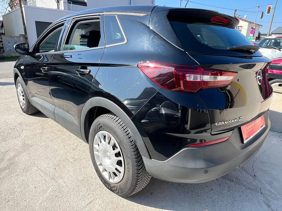 Opel Grandland X - Thumbnail 2