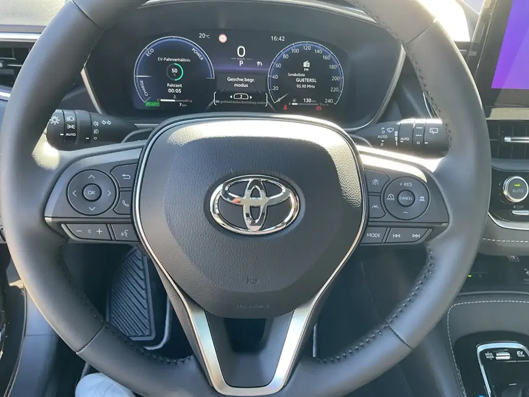Toyota Corolla - Thumbnail 10