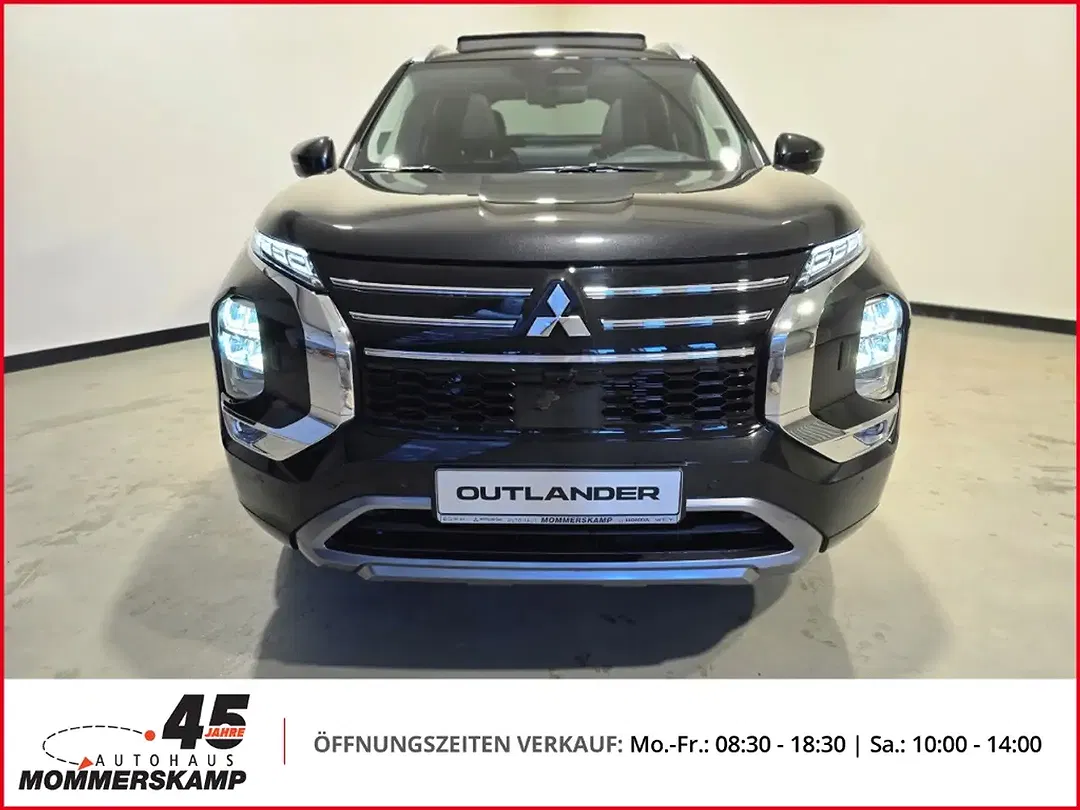 Mitsubishi Outlander - Thumbnail 5