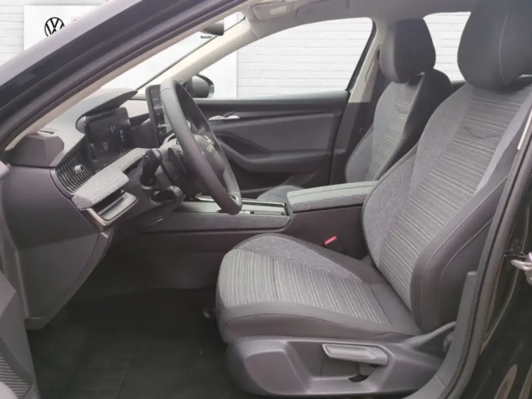 Skoda Superb - Thumbnail 9