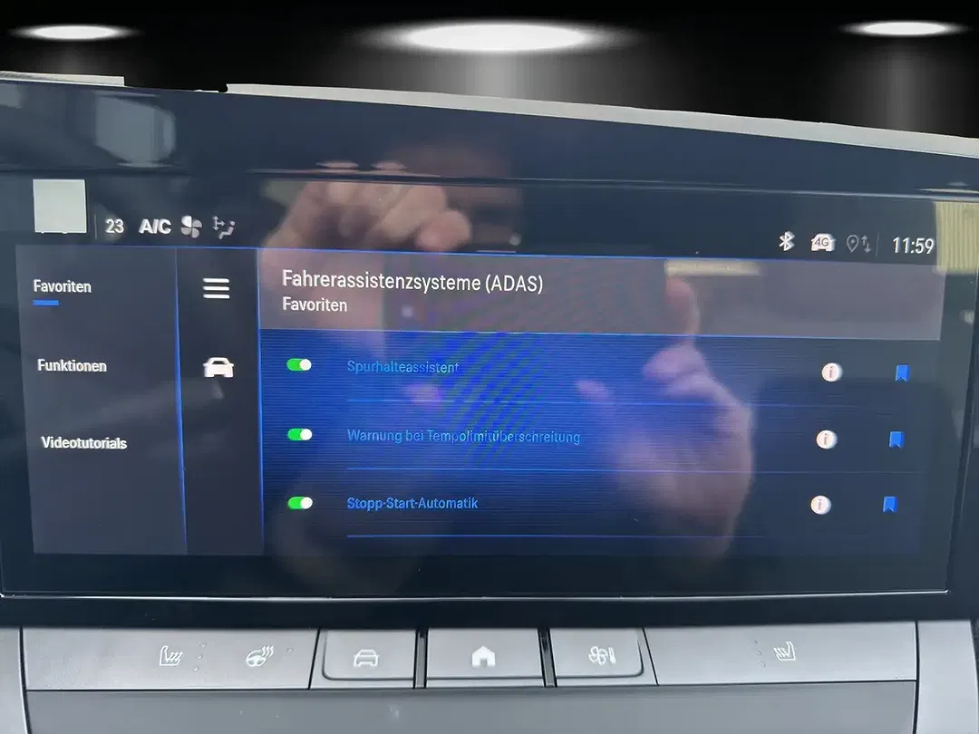 Opel Astra - Thumbnail 12