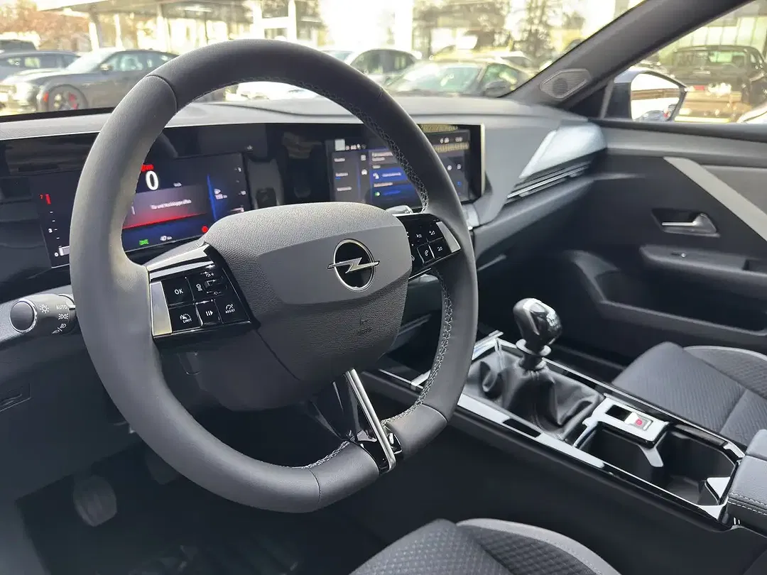Opel Astra - Thumbnail 18