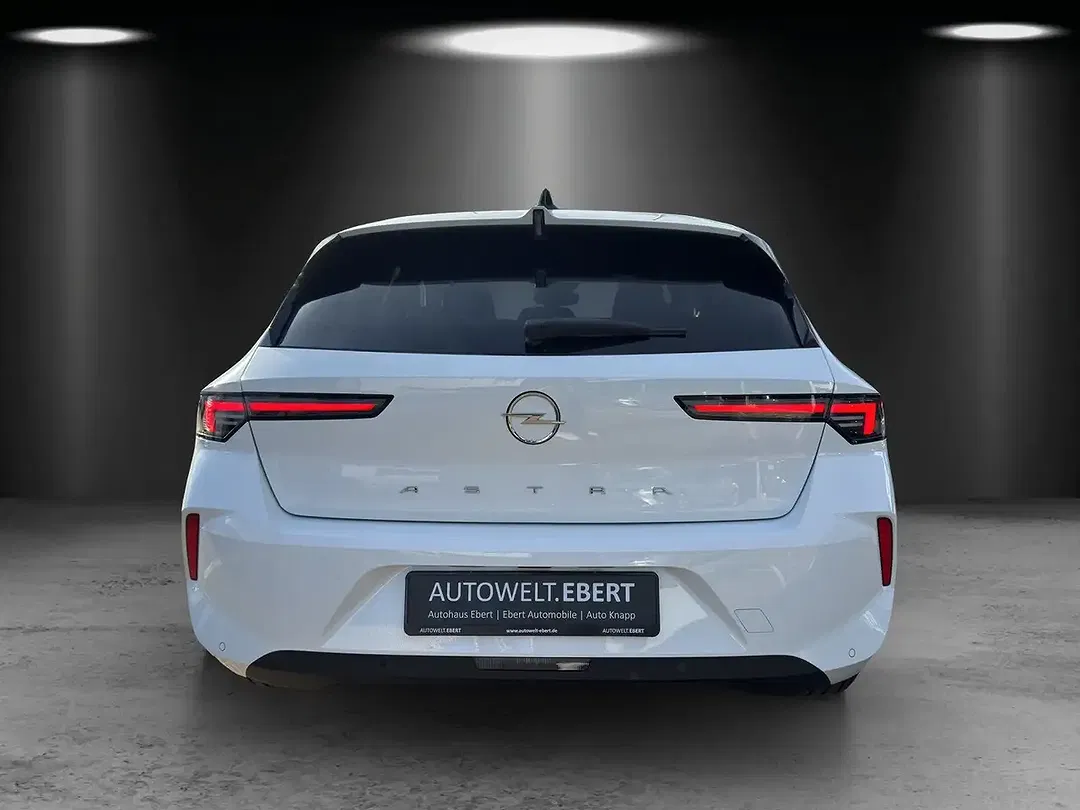 Opel Astra - Thumbnail 4