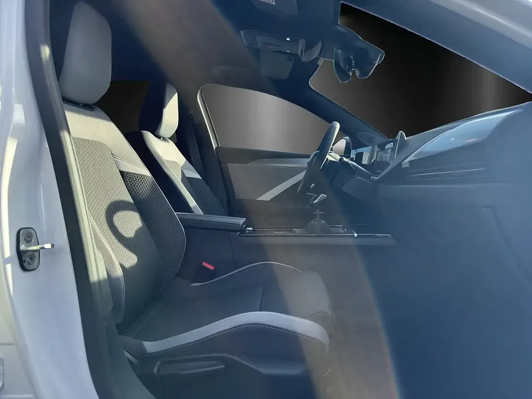Opel Astra - Thumbnail 8