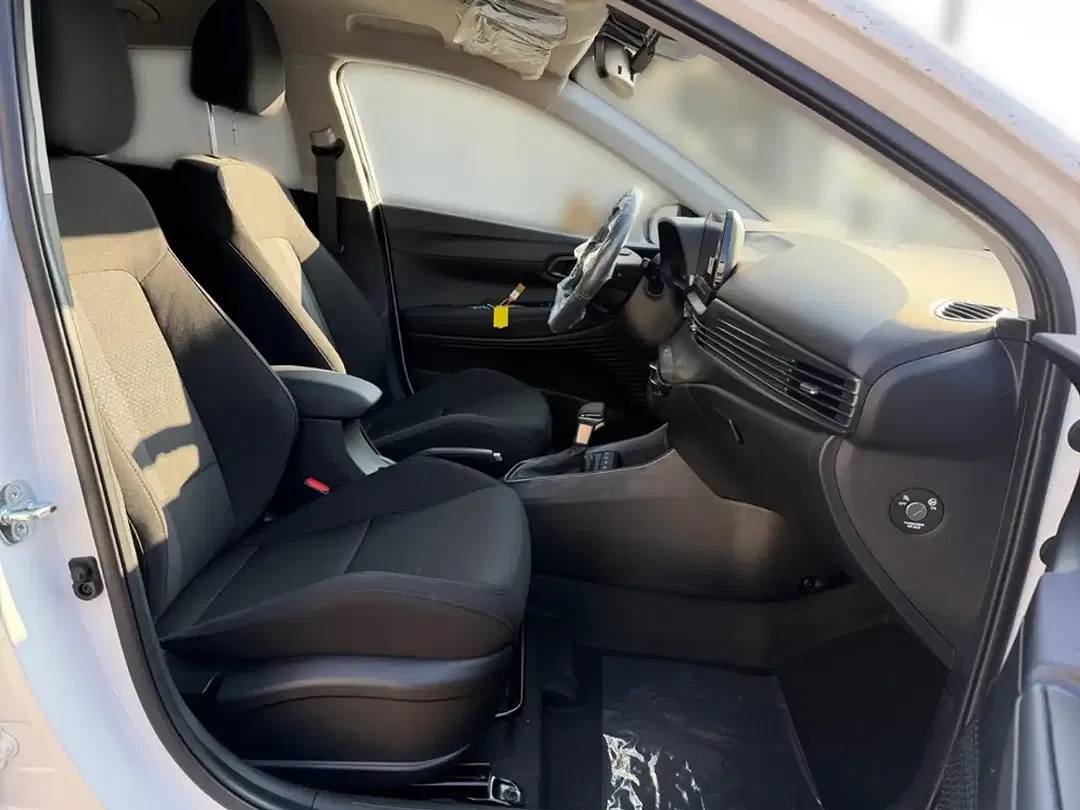 Hyundai i20 - Thumbnail 14