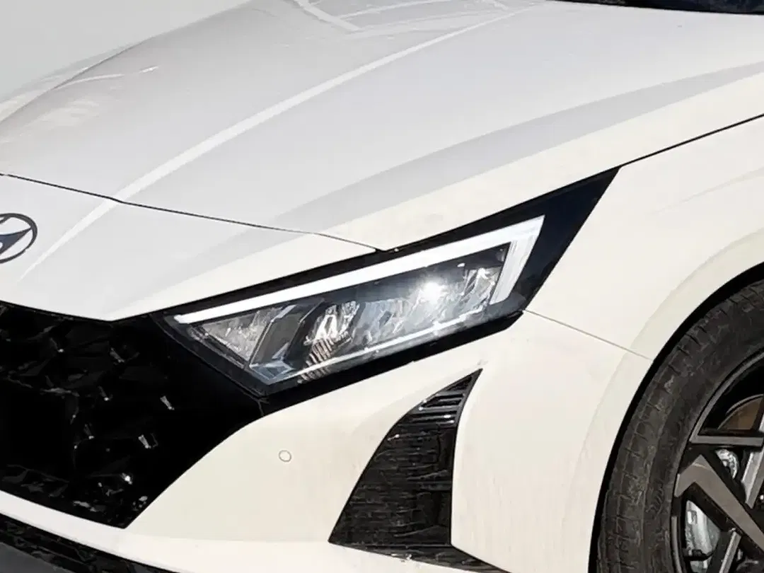 Hyundai i20 - Thumbnail 5