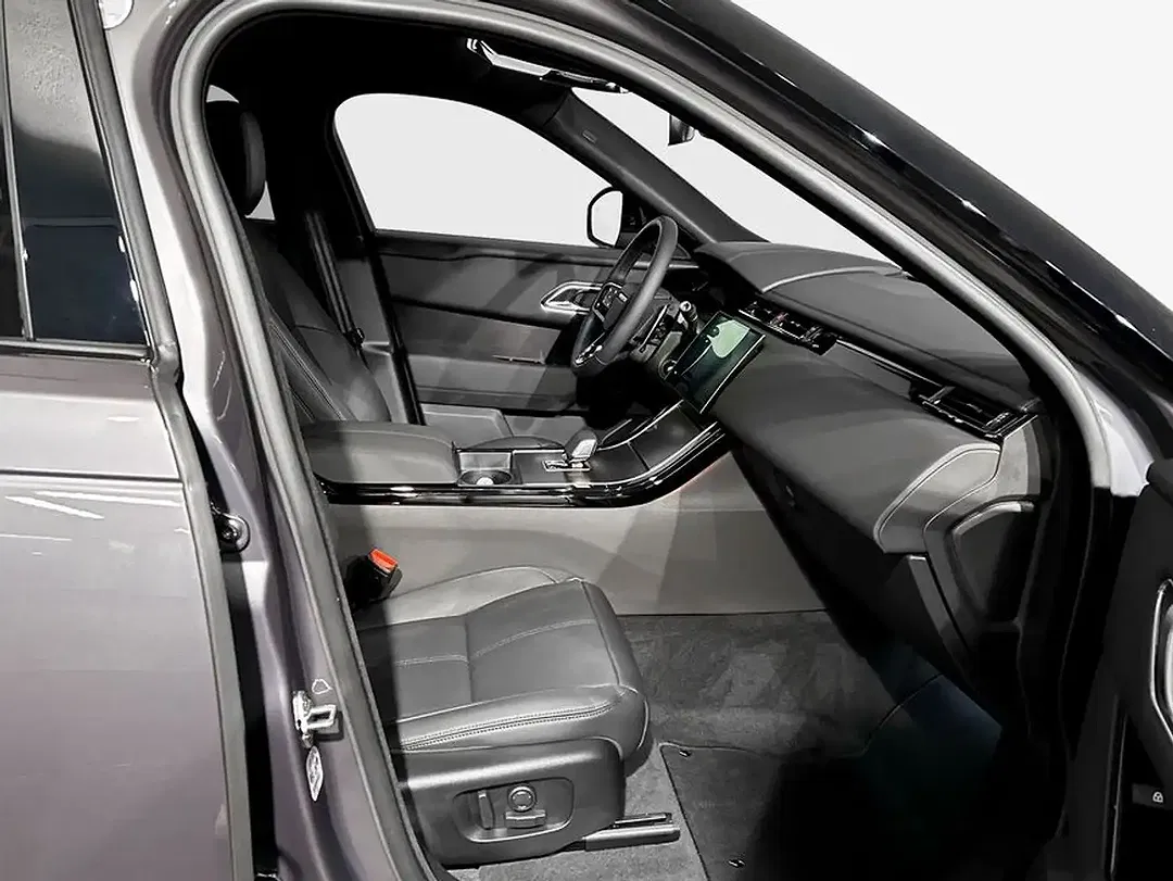 Land Rover Range Rover Velar - Thumbnail 3