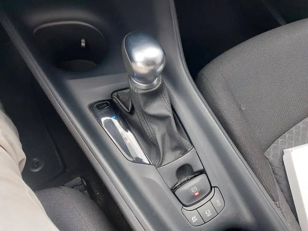 Toyota C-HR - Thumbnail 5