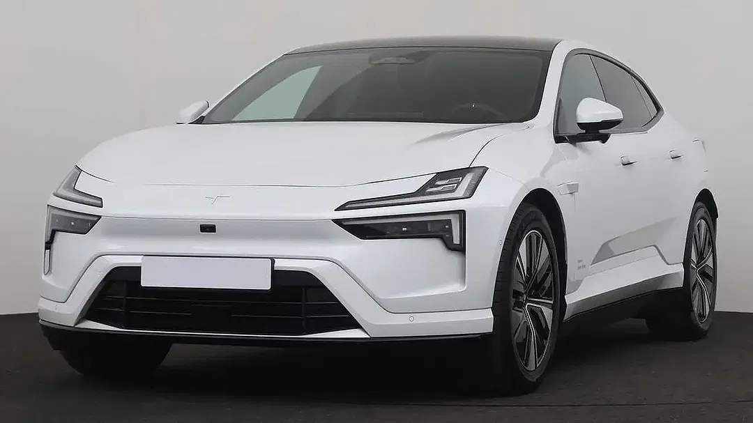 Polestar 4 - Thumbnail 1
