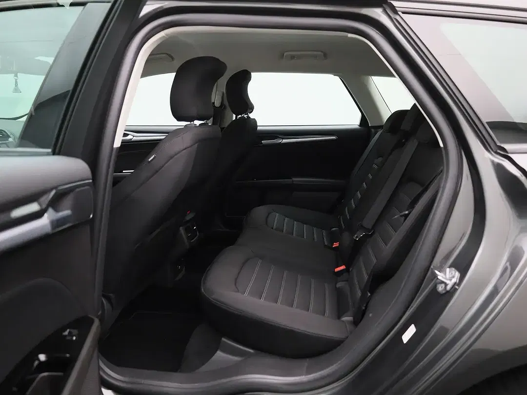 Ford Mondeo - Thumbnail 12