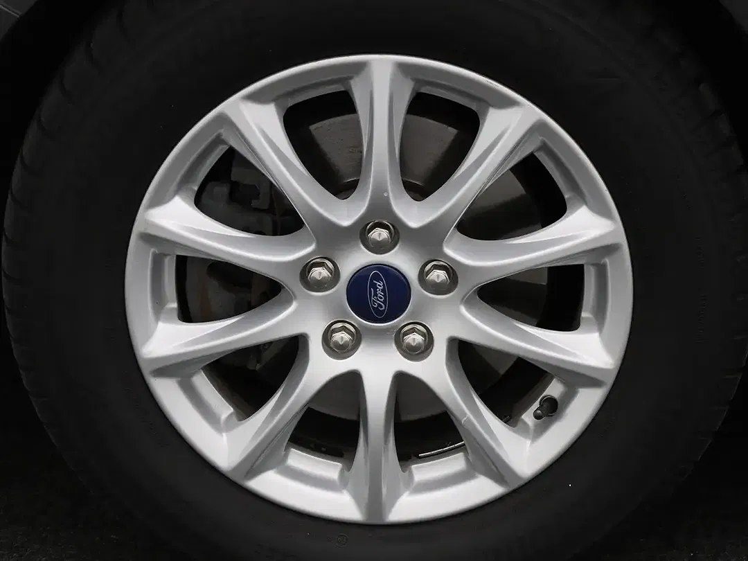Ford Mondeo - Thumbnail 14