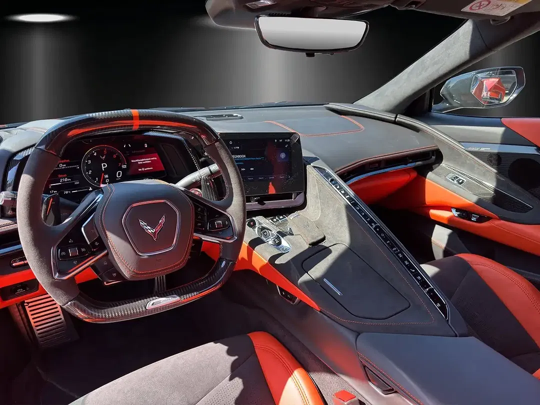 Corvette C8 - Thumbnail 5