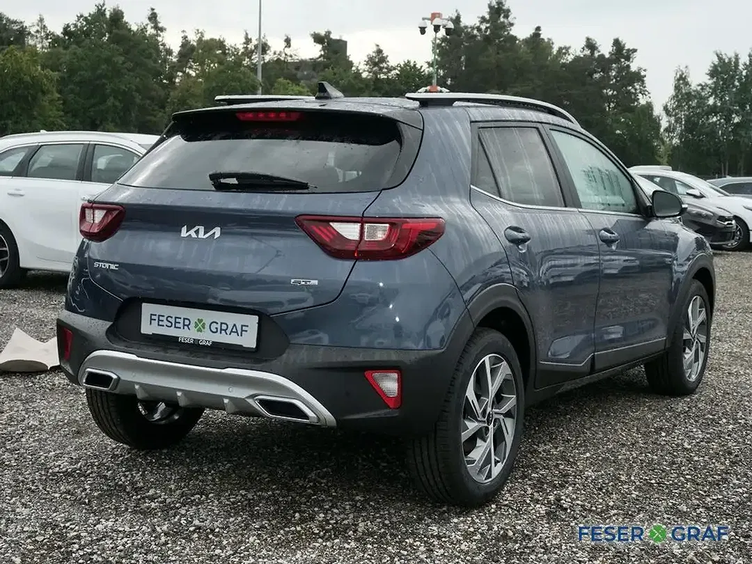 Kia Stonic - Thumbnail 2