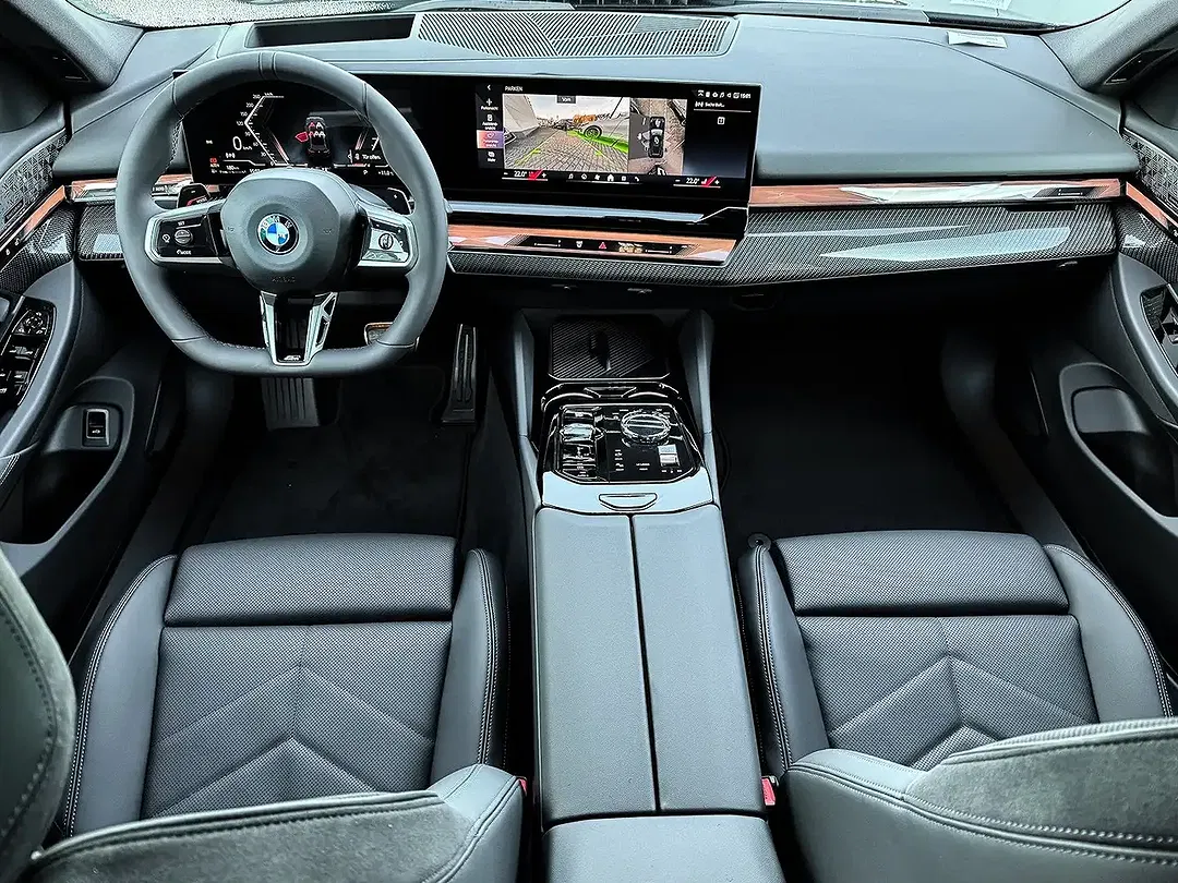 BMW 520 - Thumbnail 8