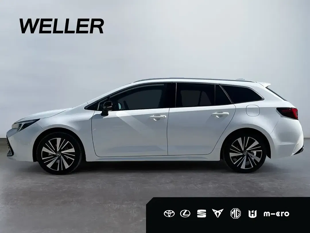 Toyota Corolla - Thumbnail 4