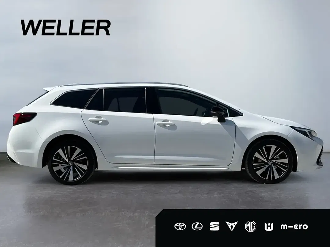 Toyota Corolla - Thumbnail 7