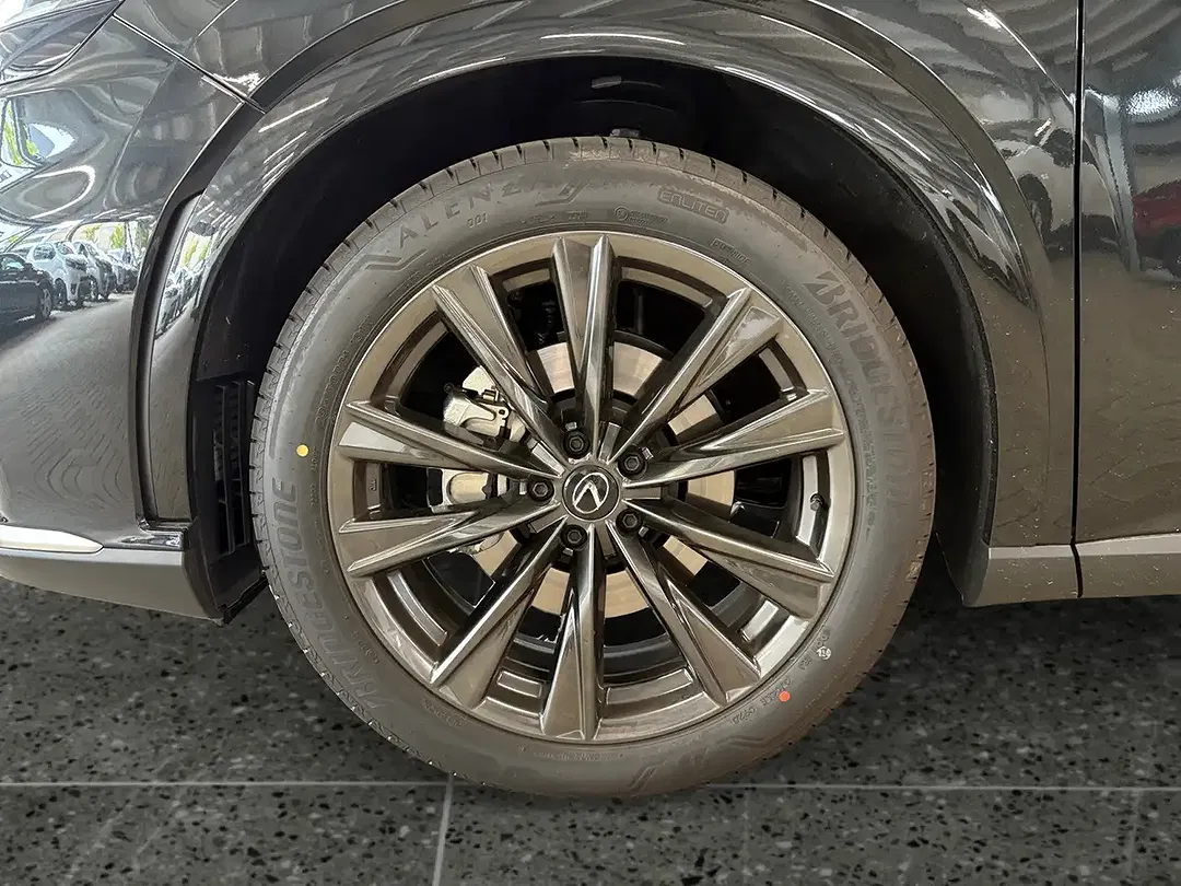 Lexus RX 450h - Thumbnail 14
