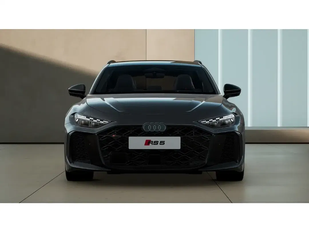 Audi RS5 - Thumbnail 4