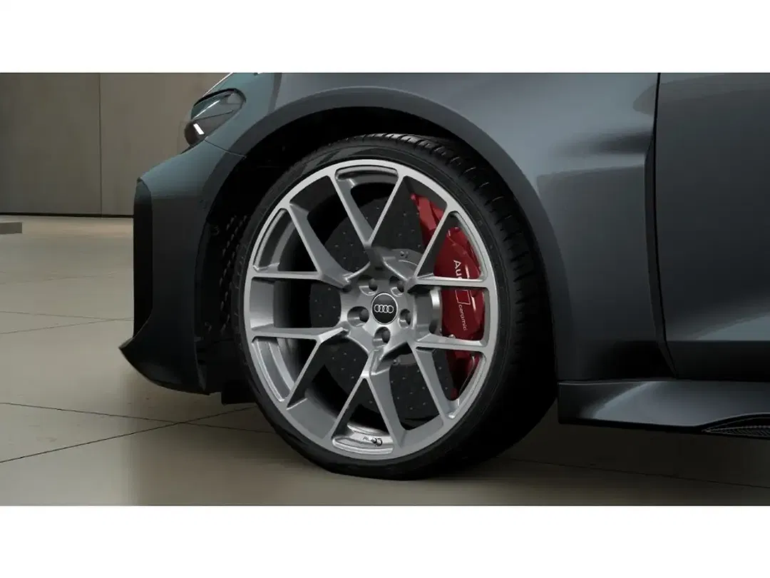 Audi RS5 - Thumbnail 5