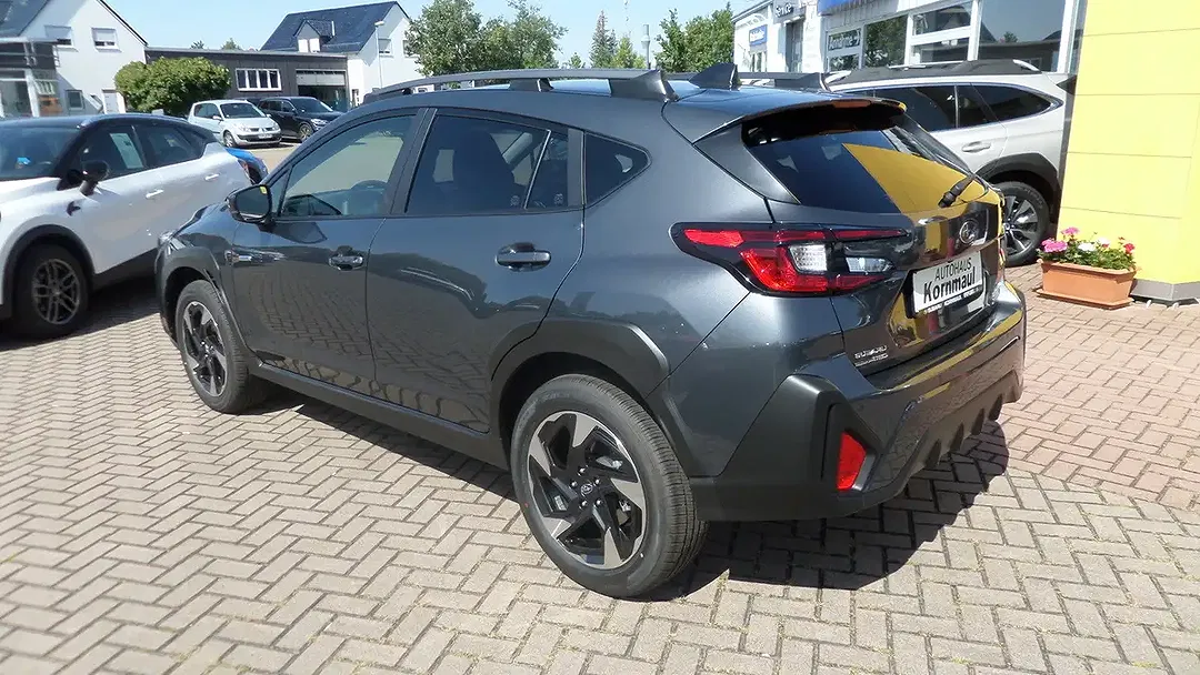 Subaru Crosstrek - Thumbnail 5
