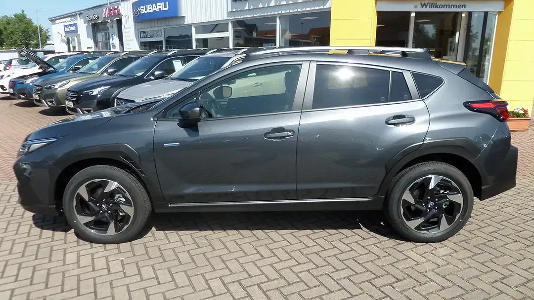 Subaru Crosstrek - Thumbnail 6