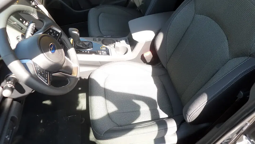 Subaru Crosstrek - Thumbnail 8