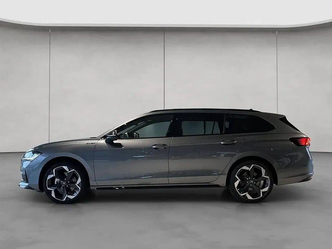 Skoda Superb - Thumbnail 2