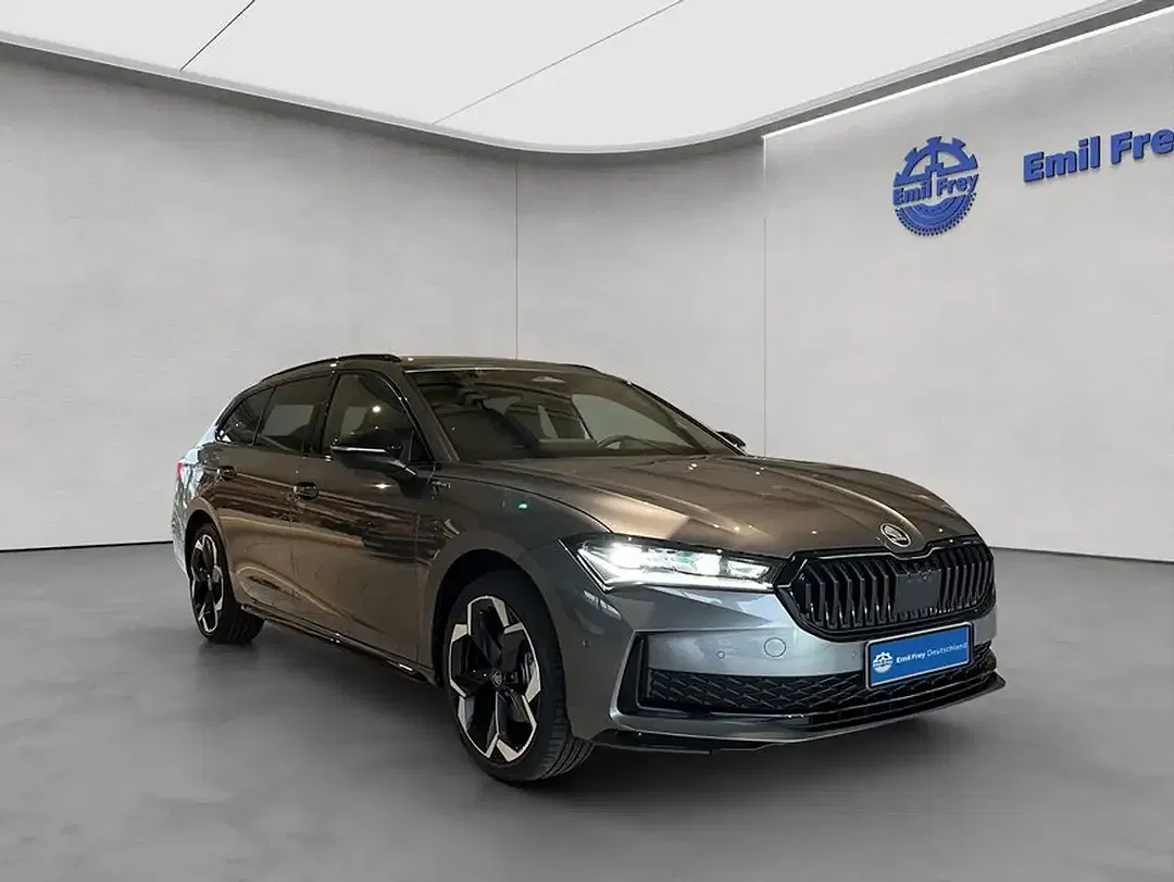 Skoda Superb - Thumbnail 8
