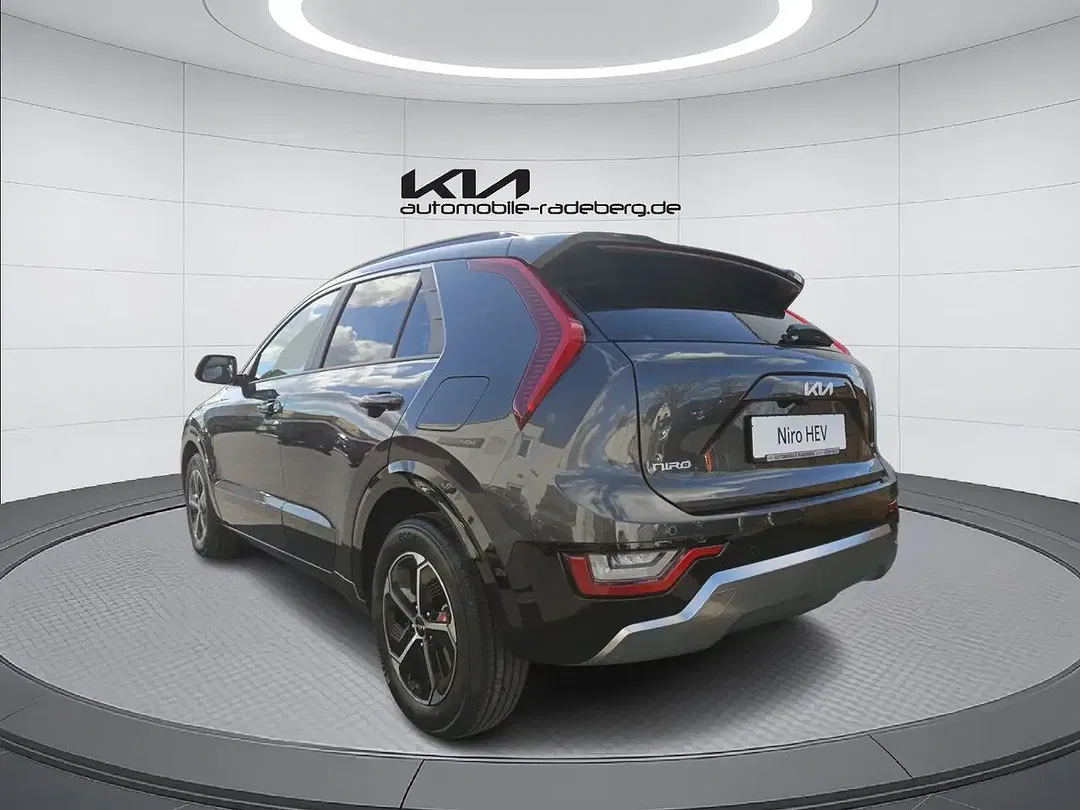 Kia Niro - Thumbnail 3