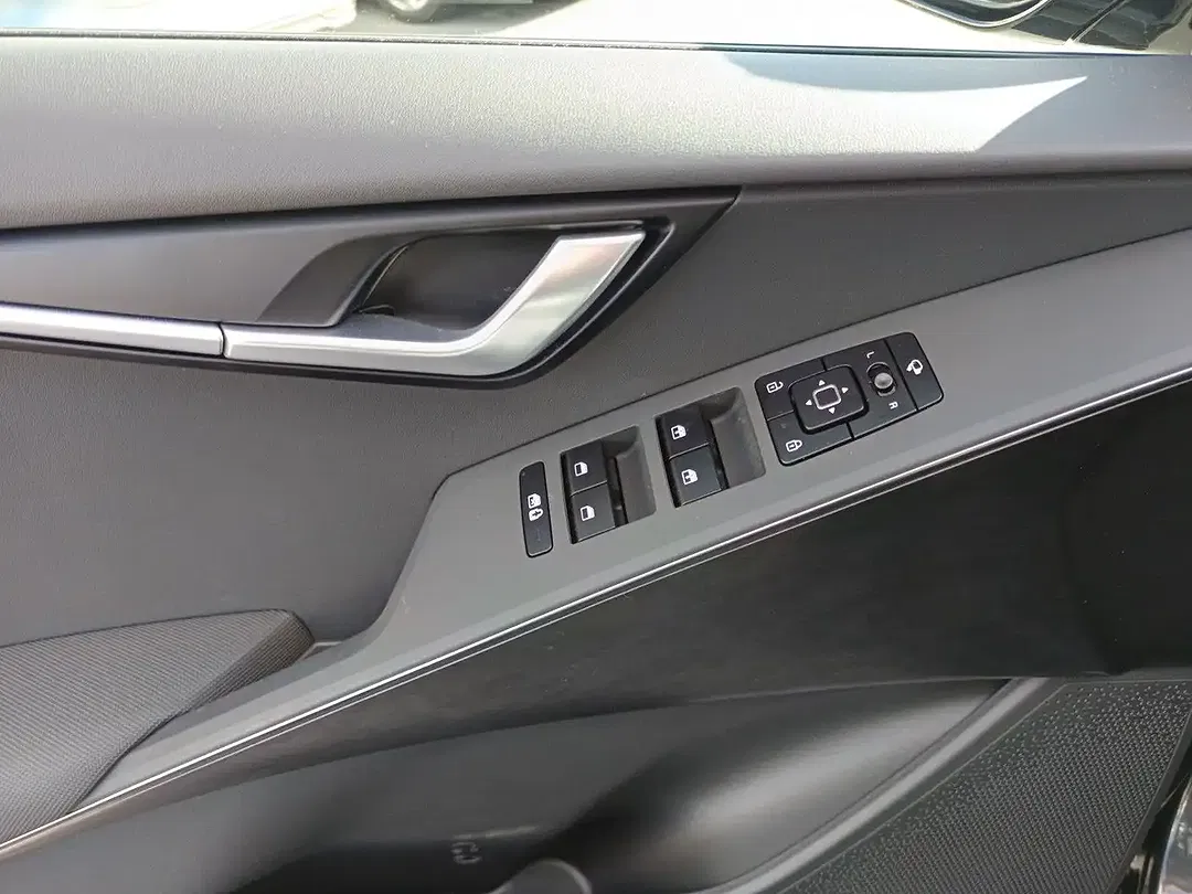 Kia Niro - Thumbnail 6