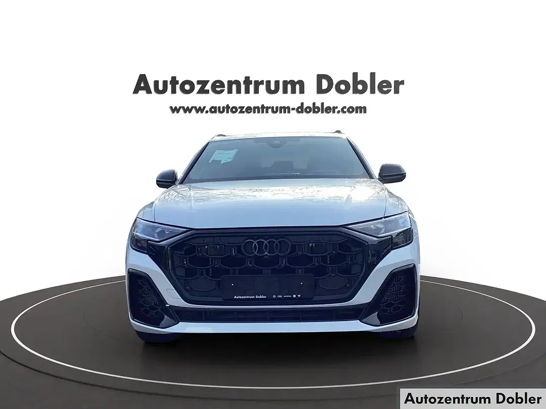 Audi Q8 - Thumbnail 2
