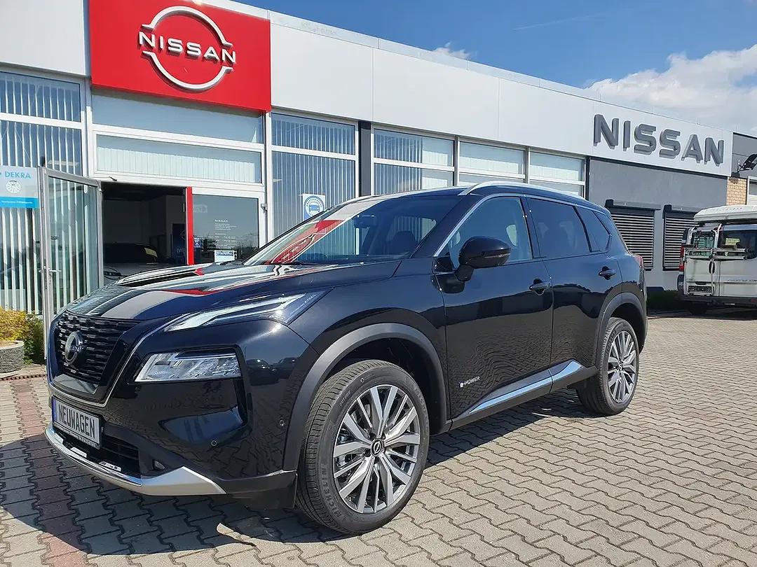Nissan X-Trail - Thumbnail 1