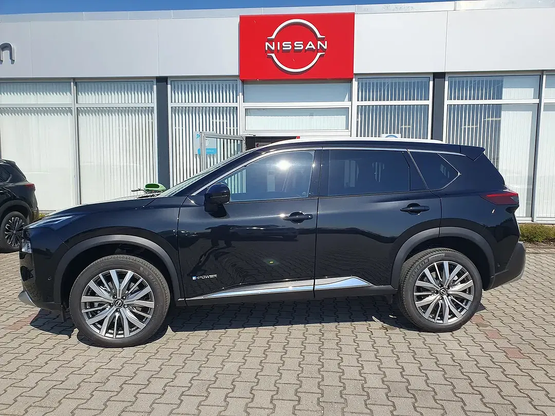 Nissan X-Trail - Thumbnail 2