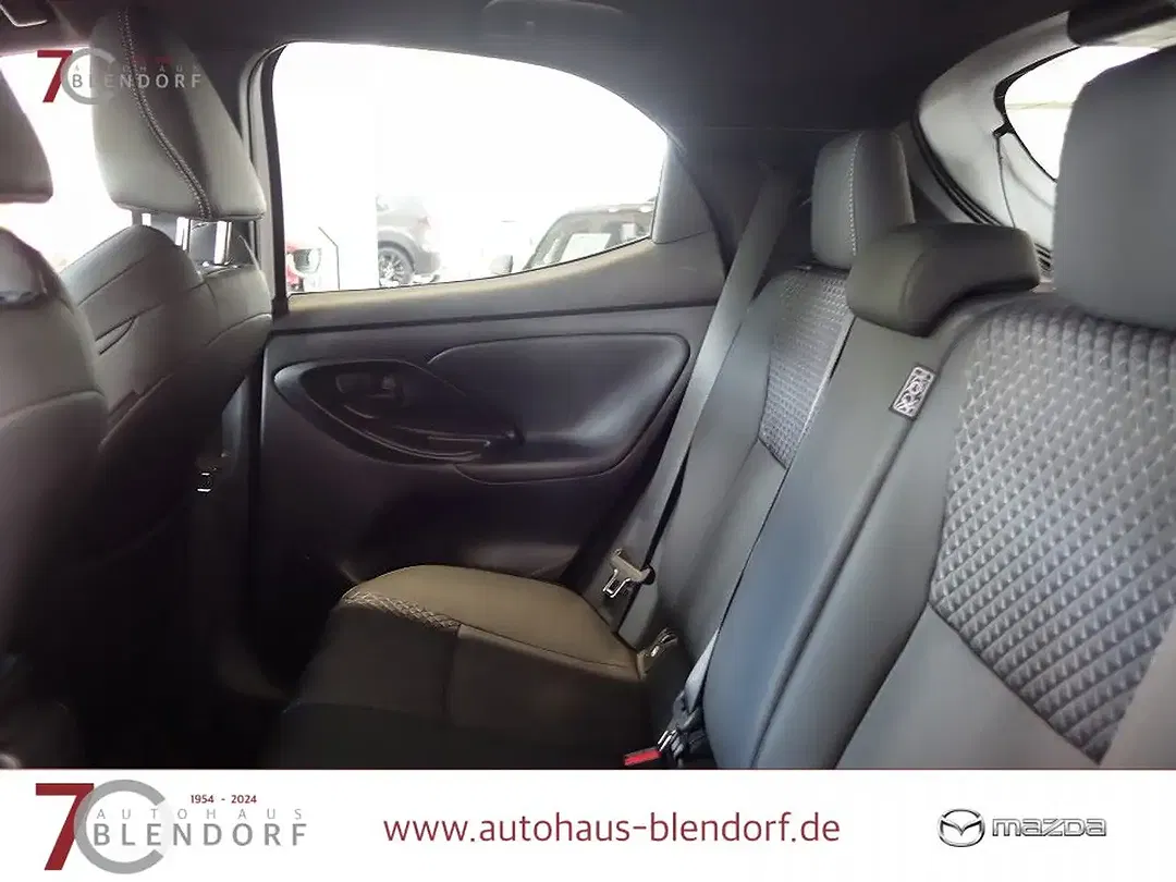 Mazda 2 - Thumbnail 13