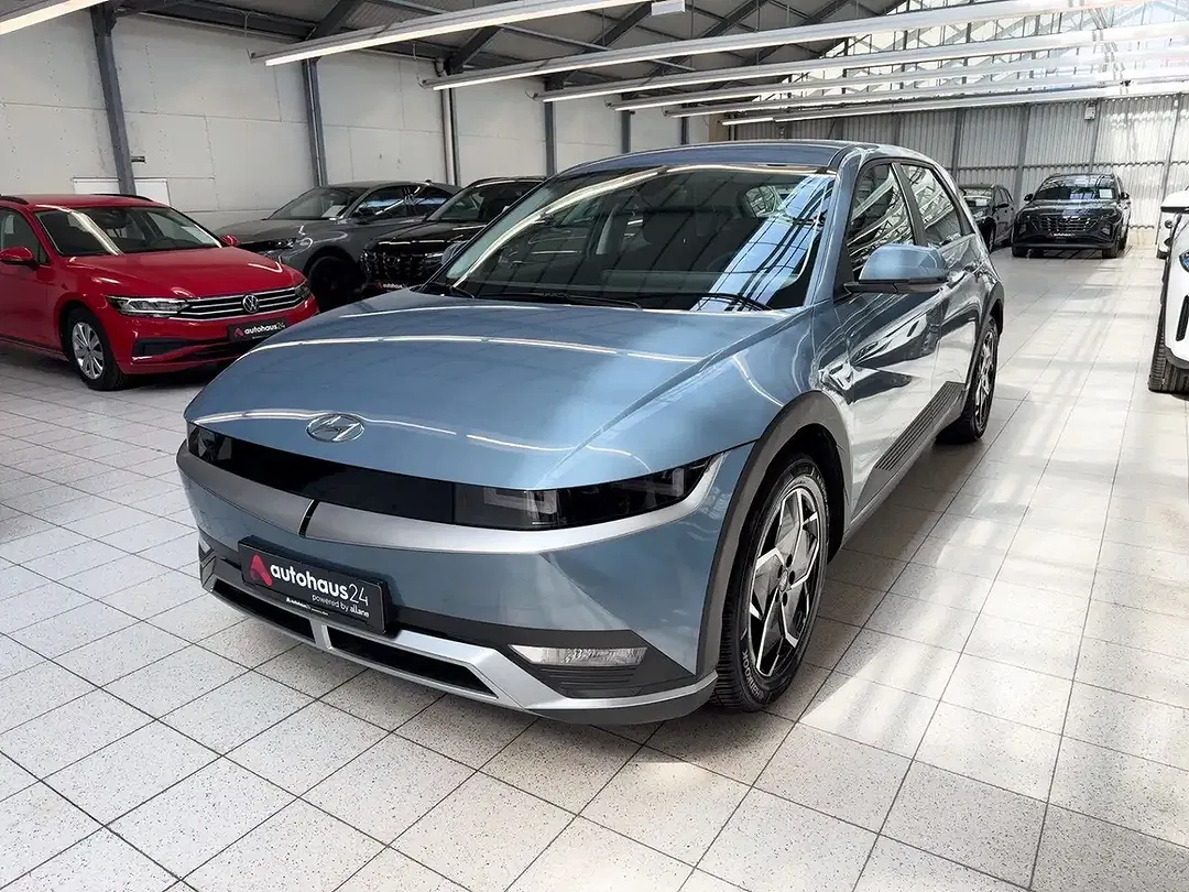 Hyundai IONIQ 5 - Thumbnail 3
