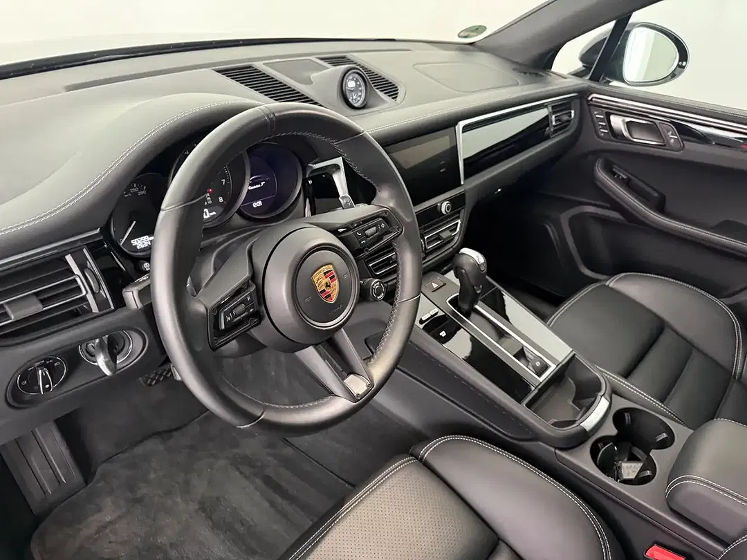 Porsche Macan - Thumbnail 11