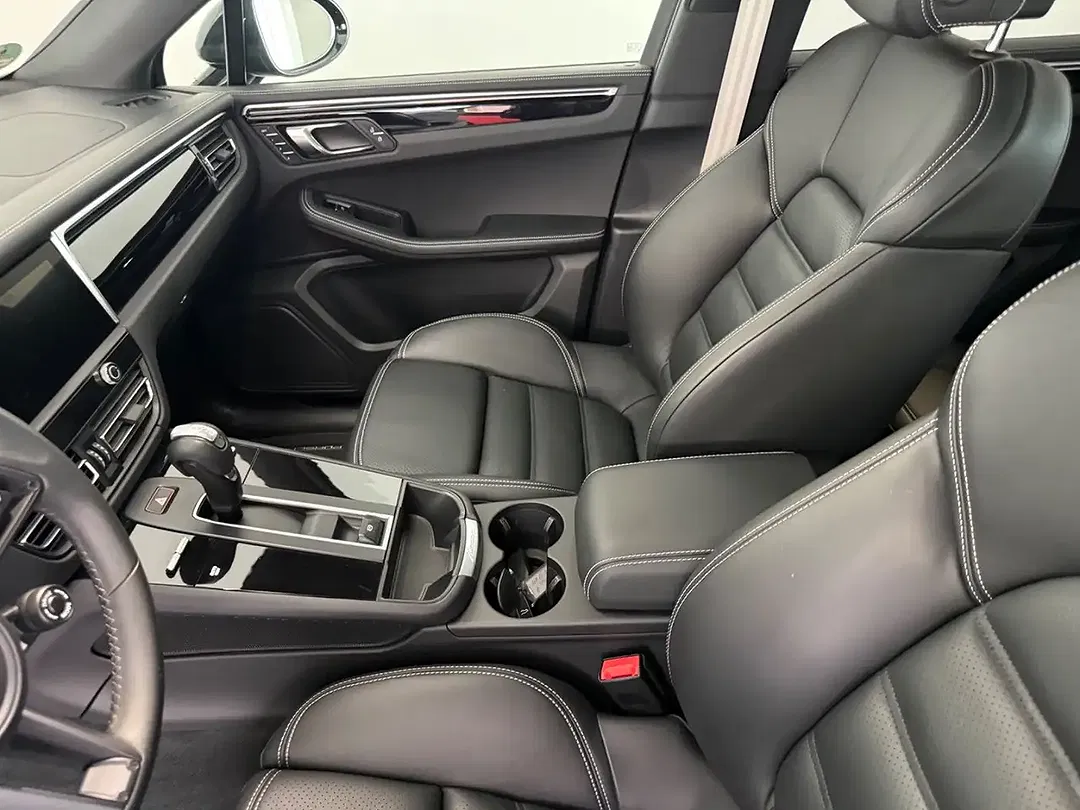Porsche Macan - Thumbnail 12