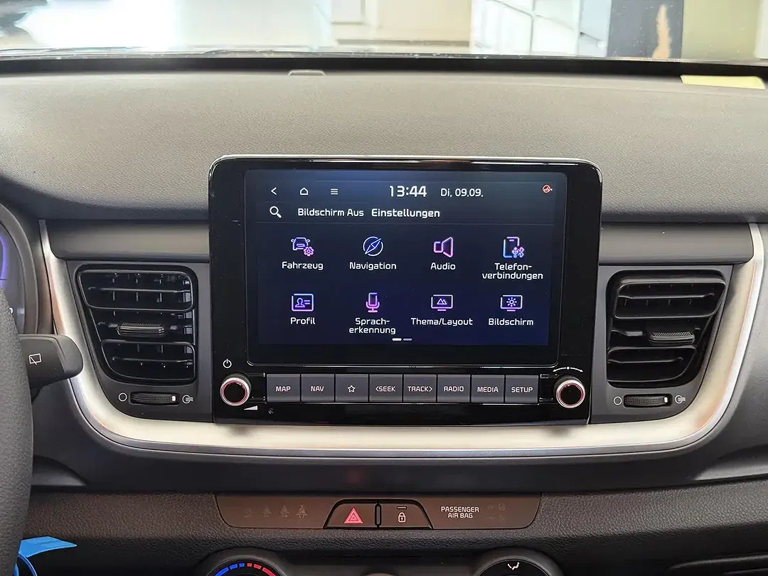 Kia Stonic - Thumbnail 9