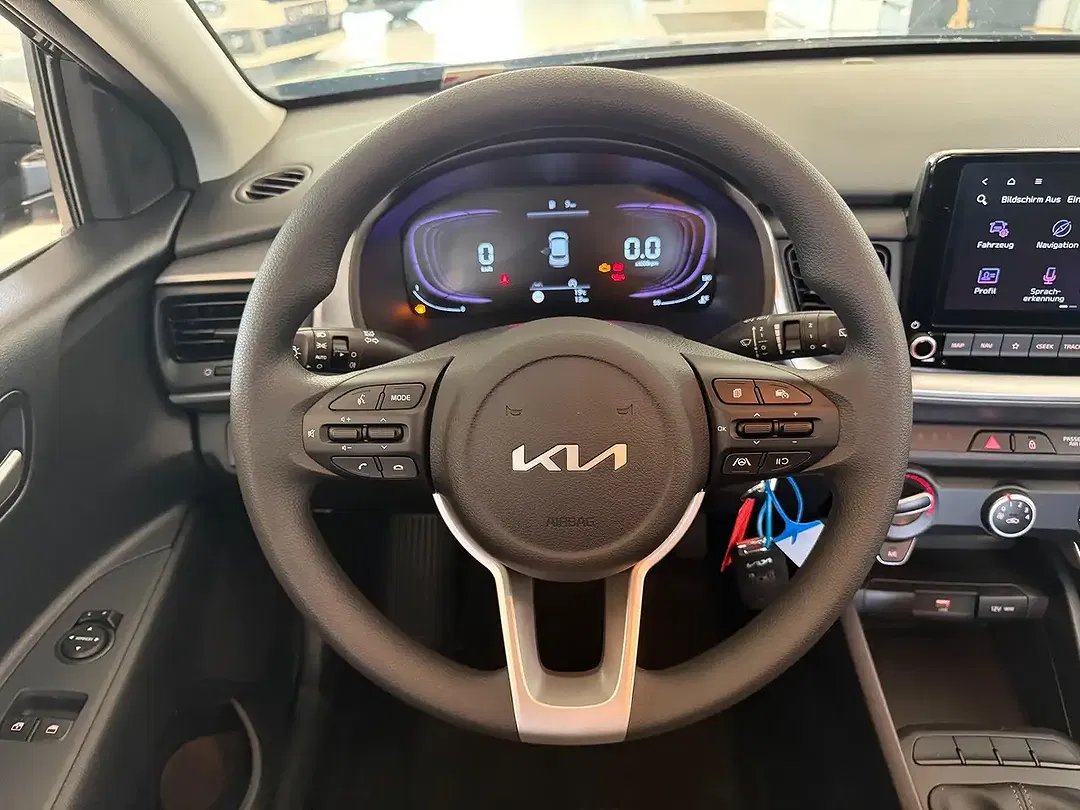 Kia Stonic - Thumbnail 11