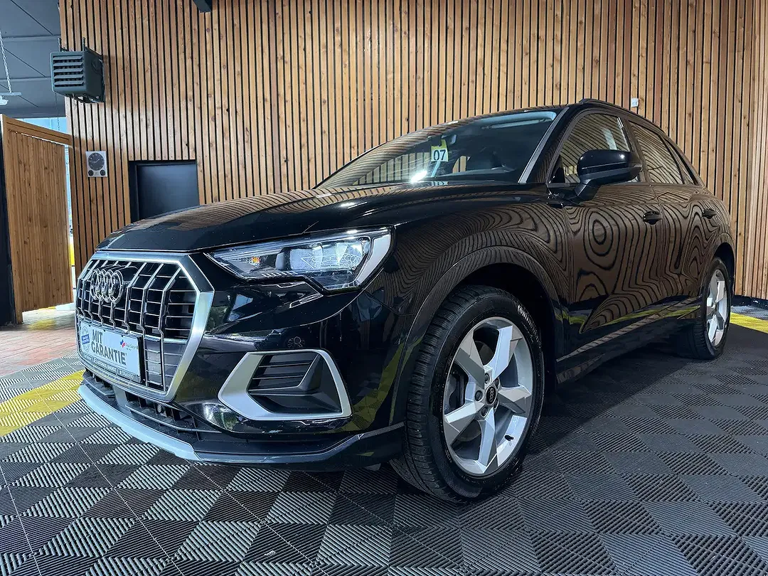 Audi Q3 - Thumbnail 1