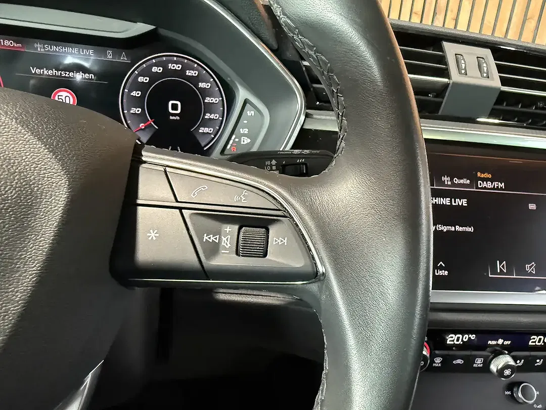 Audi Q3 - Thumbnail 14